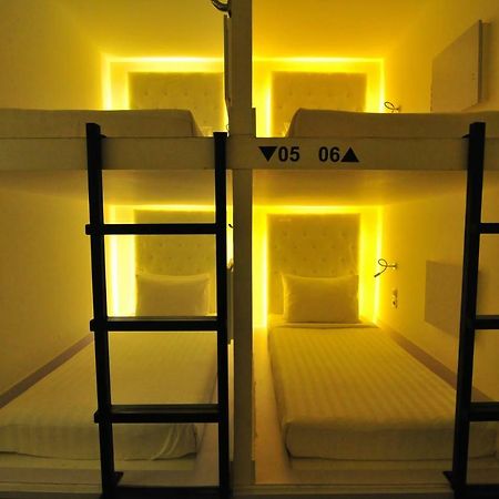 Capsule Hostel Old Batavia Τζακάρτα Εξωτερικό φωτογραφία