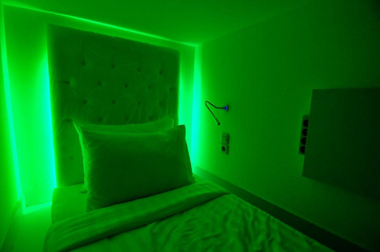 Capsule Hostel Old Batavia Τζακάρτα Εξωτερικό φωτογραφία